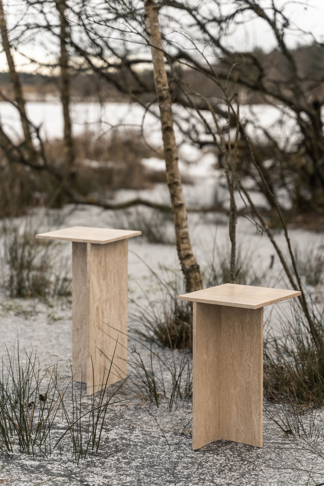 Venus Travertin Piedestal Large